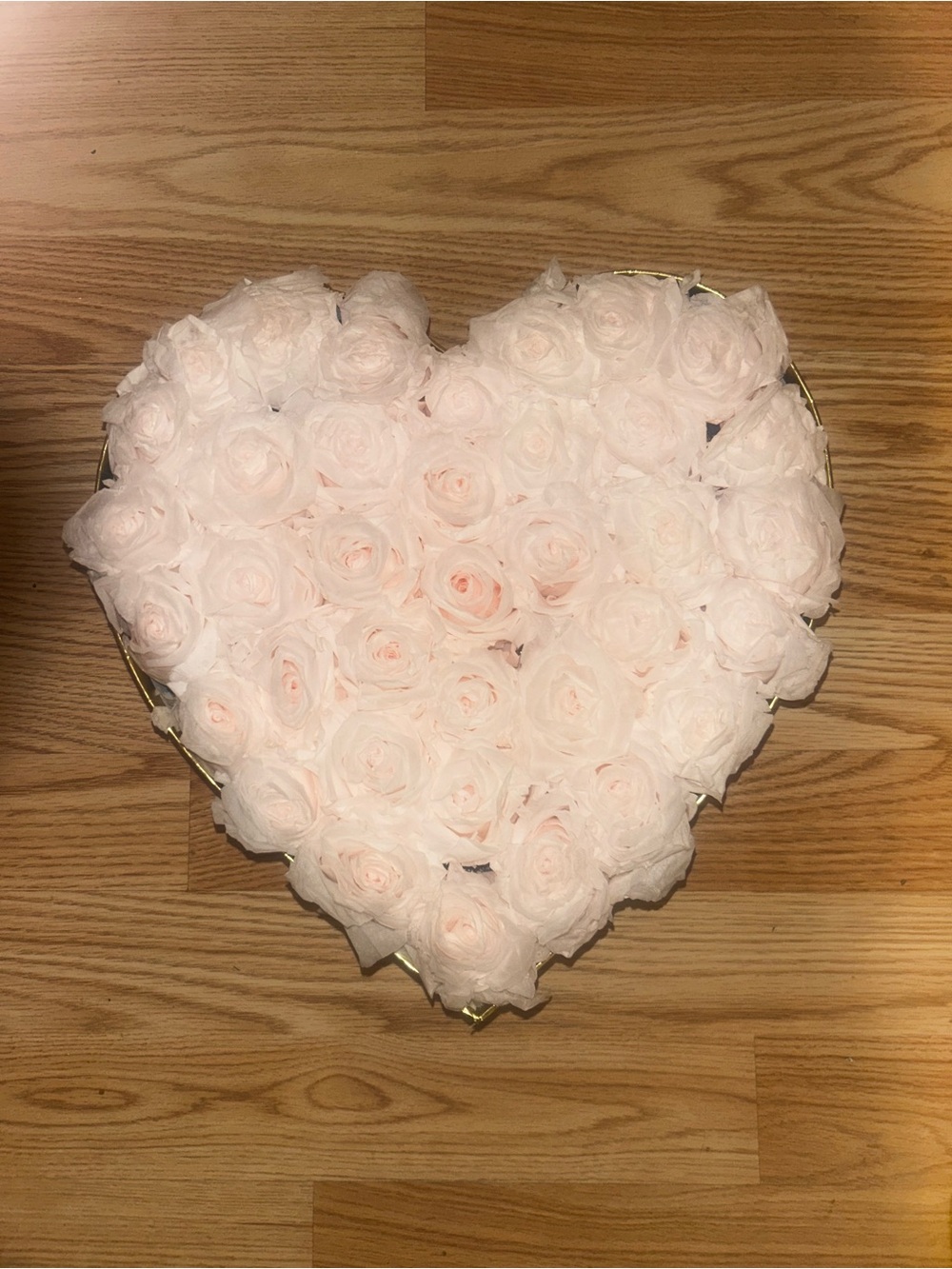 Venus et Fleur Large Heart Blush Pink Eternity Roses Suede Box 12”